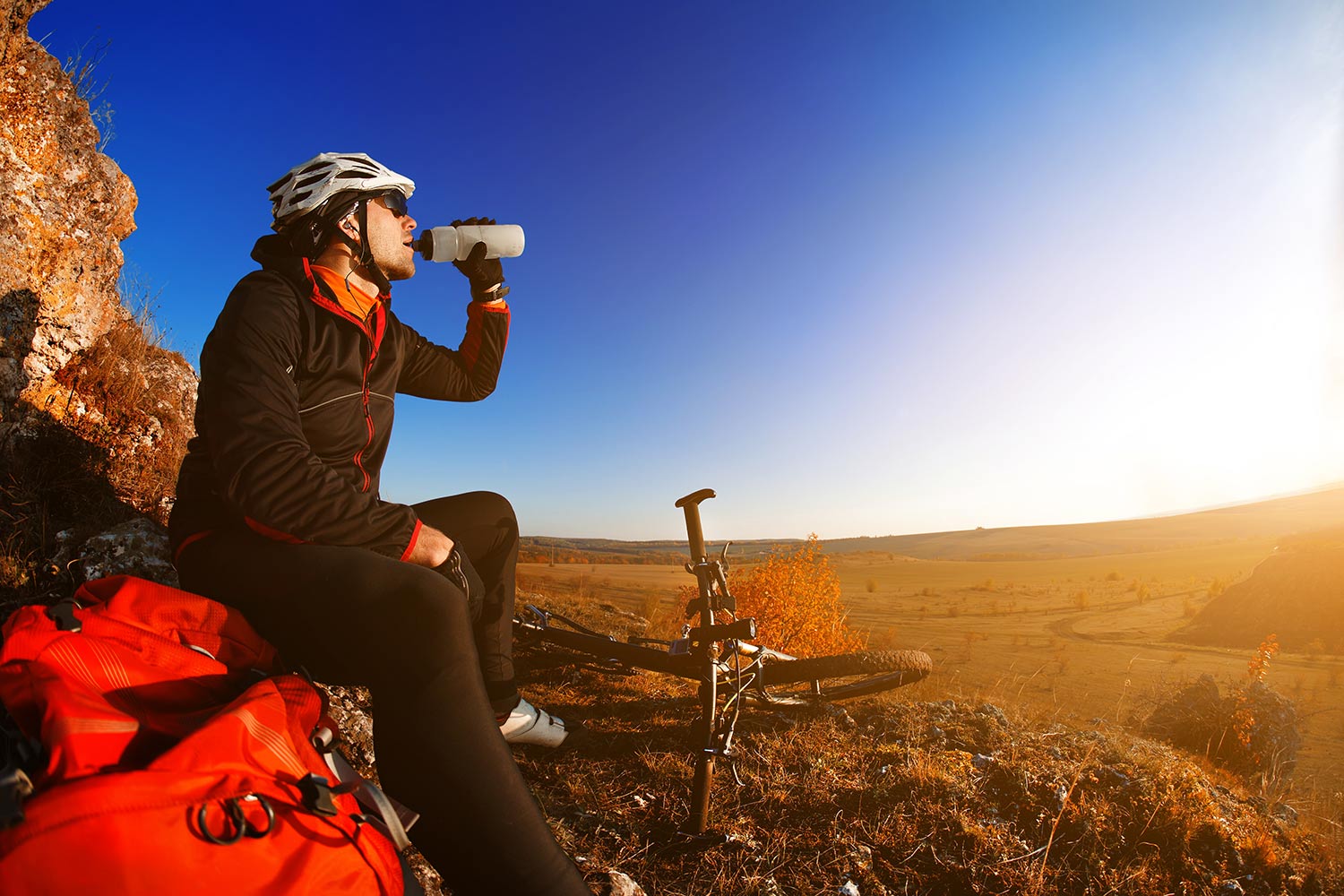 What and how much drink when cycling in a heatwave